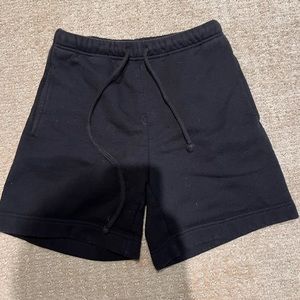 Wilfred free sweatshorts